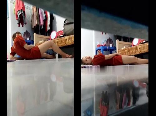 Saya hampir diam-diam memfilmkan tetangga saya dan ketahuan