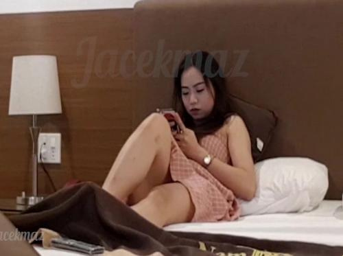 सामान चेक करने का संस्मरण, मेरी बहन धीरे से लेट गई और मेरी बात सुनी