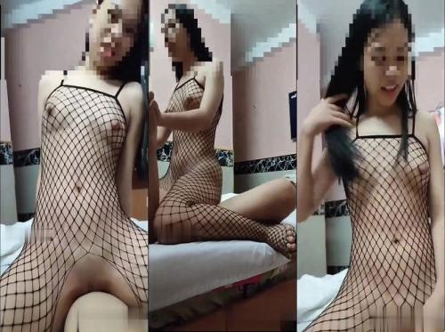 Если вы пойдете в школу, вы можете снимать, не забудьте покрыть мое лицо