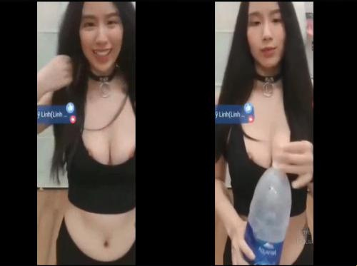 Linh Miu shows her nipples during practice